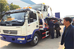 下陆区汽车道路救援拖车价格